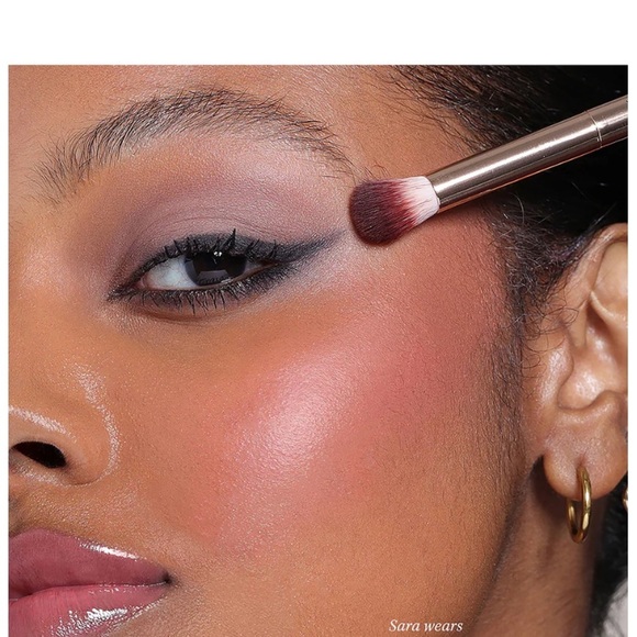 Authentic Neutral Eyeshadow Palette
Wander Beauty - Picture 9 of 10